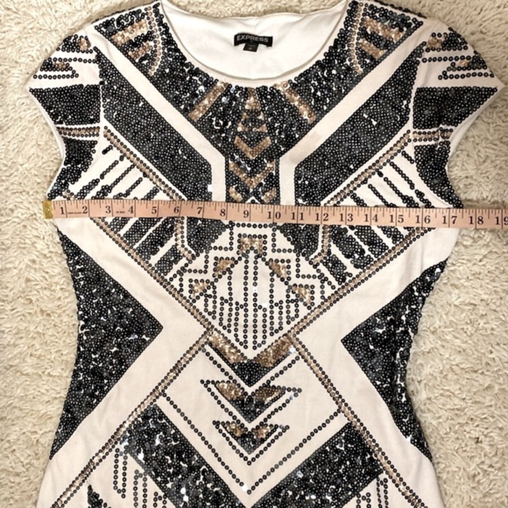 Express cocktail dress cream in color with black and gold sequins. Medium - Picture 10 of 13